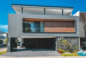Casa en fraccionamiento en  Fraccionamiento Lomas De  Angelópolis, San Andrés Cholula