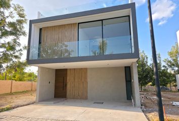 Casa en  Lomas De Angelópolis, Puebla, México