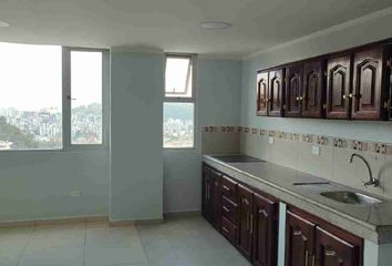 Suite en  Humberto Albornoz Y Francisco Javier Lizarazu, Quito, Ecuador