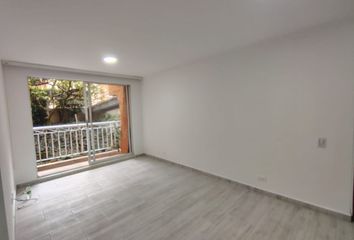 Apartamento en El Poblado, Medellín, Antioquia, Colombia