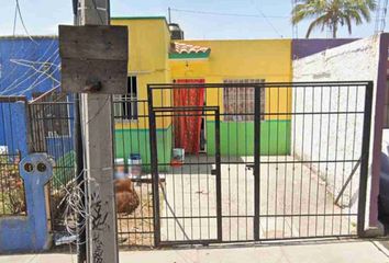 Casa en fraccionamiento en  Hacienda Santa Fe, Tlajomulco De Zúñiga