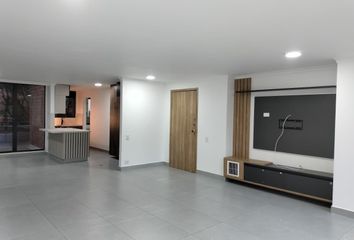 Apartamento en El Poblado, Medellín, Antioquia, Colombia