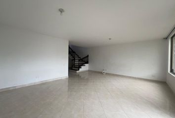 Casa en Envigado, Antioquia, Colombia