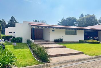 Casa en  Paseo De Los Cedros, Fraccionamiento Y Club De Golf Los Encinos, Estado De México, México