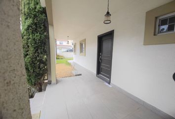 Casa en fraccionamiento en  Sassari, Residencial San Marino 1ra. Sección, San Marino, Baja California, México