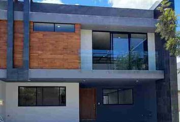 Casa en  Lomas De Angelópolis, San Bernardino Tlaxcalancingo, Puebla, México
