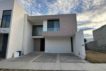 Casa en  Tahona Residencial, Avenida Siglo Xxi, Aguascalientes, México