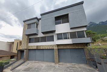 Casa en  Paseo De La Cima 2733-2733, Cumbres 2º. Sector, 64610 Monterrey, N.l., México