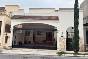 Casa en fraccionamiento en  Ciudad De Toledo, Cumbres De Santa Clara, Monterrey, Nuevo León, México