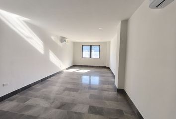 Oficina en  Avenida Jose Diaz Bolio, Colonia México, México Oriente, Mérida, Yucatán, México