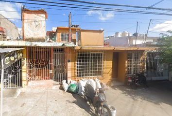 Casa en  C. Darío López, Cuadrante Ii, Atasta, 86130 Villahermosa, Tab., México