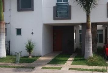 Casa en  Av. Concepción, Centro, Santa Cruz Del Valle, Jalisco, México