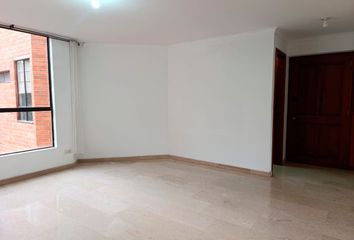 Apartamento en El Poblado, Medellín, Antioquia, Colombia