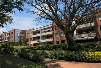 Apartamento en  Calle 15 #121-66, Barrio Pance, Cali, Valle Del Cauca, Colombia