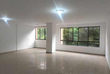 Apartamento en El Poblado, Medellín, Antioquia, Colombia