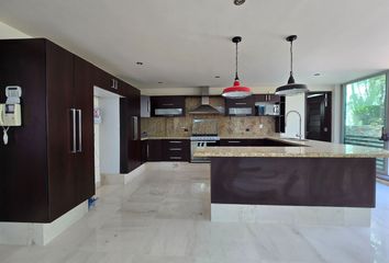 Casa en fraccionamiento en  Cluster 777, Boulevard Lomas Poniente, Lomas De Angelópolis, San Bernardino Tlaxcalancingo, Puebla, México