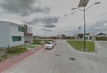 Casa en  C. Monte Vettore 129, Residencial Trento, 36670 Irapuato, Gto., México
