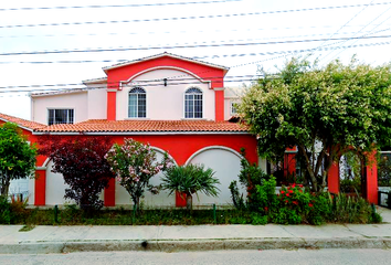 Casa en  Avenida 18 De Marzo 1751, Hidalgo, Ensenada, Baja California, 22880, Mex