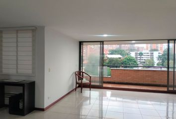 Apartamento en El Poblado, Medellín, Antioquia, Colombia