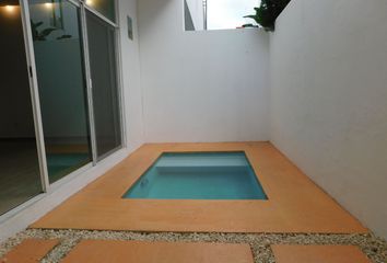 Casa en fraccionamiento en  Arbolada Residencial By Cumbres, Avenida Huayacán, Cancún, Quintana Roo, México