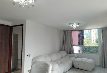 Apartamento en El Poblado, Medellín, Antioquia, Colombia