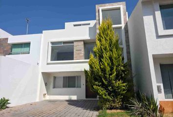 Casa en  Boulevard Gran Boulevard Lomas, El Deseo, Pueblo De San Bernardino Tlaxcalancingo, San Andrés Cholula, Puebla, 72826, Mex