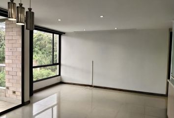 Apartamento en El Poblado, Medellín, Antioquia, Colombia