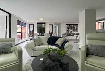Apartment for rent in Poblado, Medellín