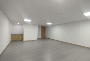 Oficina en Pinares De San Martin, Pereira