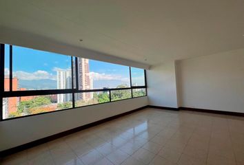 Apartamento en El Poblado, Medellín, Antioquia, Colombia