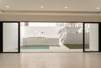 Casa en  Vía Cumbres, Avenida Huayacán, Cancún, Quintana Roo, México