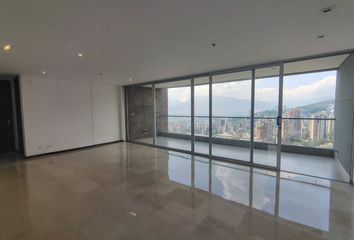 Apartamento en El Poblado, Medellín, Antioquia, Colombia