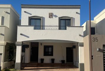 Casa en fraccionamiento en  Real De Quiroga, Sección Madrigal, Boulevard Juan Navarrete, Real De Quiroga, Hermosillo, Sonora, México