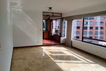 Apartamento en El Poblado, Medellín, Antioquia, Colombia