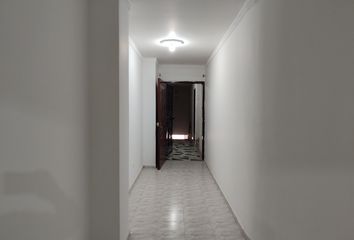 Apartamento en Carrera 15 # 40-27, Comuna 8, Cali, Valle Del Cauca, Colombia