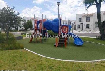 Casa en condominio en  Paseos De Zakia Poniente 3700, Zakia, Santiago De Querétaro, Querétaro, México