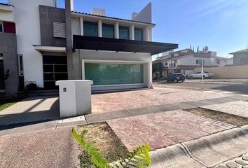 Casa en fraccionamiento en  Camino Del Baluarte, San Antonio De Ayala, Irapuato, Guanajuato, México