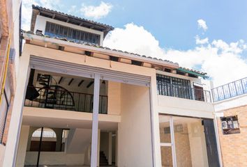 Casa en  Av. El Inca & Av. 6 De Diciembre, Quito, Ecuador