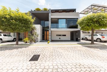 Casa en  Blvd. De Los Volcanes, Lomas De Angelópolis, 72865 Lomas De Angelópolis, Pue., México