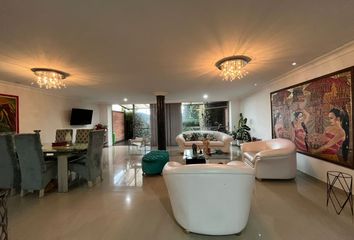 Casa en Envigado, Antioquia, Colombia