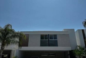 Casa en  Xcanatún, Yucatán, México