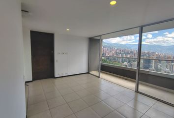 Apartamento en El Poblado, Medellín, Antioquia, Colombia