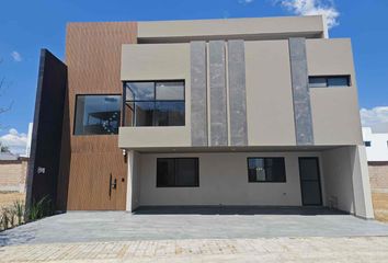 Casa en  Parque Dublin, Boulevard Dublín, Lomas De Angelópolis, Ii, San Bernardino Tlaxcalancingo, Puebla, México