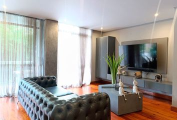 Apartamento en El Poblado, Medellín, Antioquia, Colombia