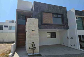Casa en  Parque Campeche, Boulevard Campeche, Lomas De Angelópolis, Puebla De Zaragoza, Puebla, México