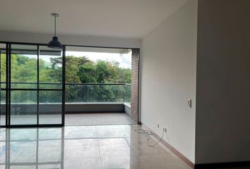 Apartamento en El Poblado, Medellín, Antioquia, Colombia