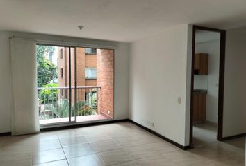 Apartamento en El Poblado, Medellín, Antioquia, Colombia
