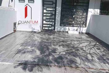 Casa en fraccionamiento en  Calle Valle Del Rift 119-207-b, Valle Real, Irapuato, Guanajuato, 36625, Mex