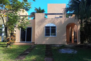 Casa en fraccionamiento en  Paseo Lol Ka' Tun, Playa Del Carmen, Quintana Roo, México