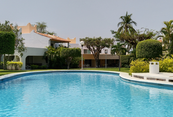 Condominio horizontal en  Club De Golf Santa Fe, Santa Fe, Morelos, México